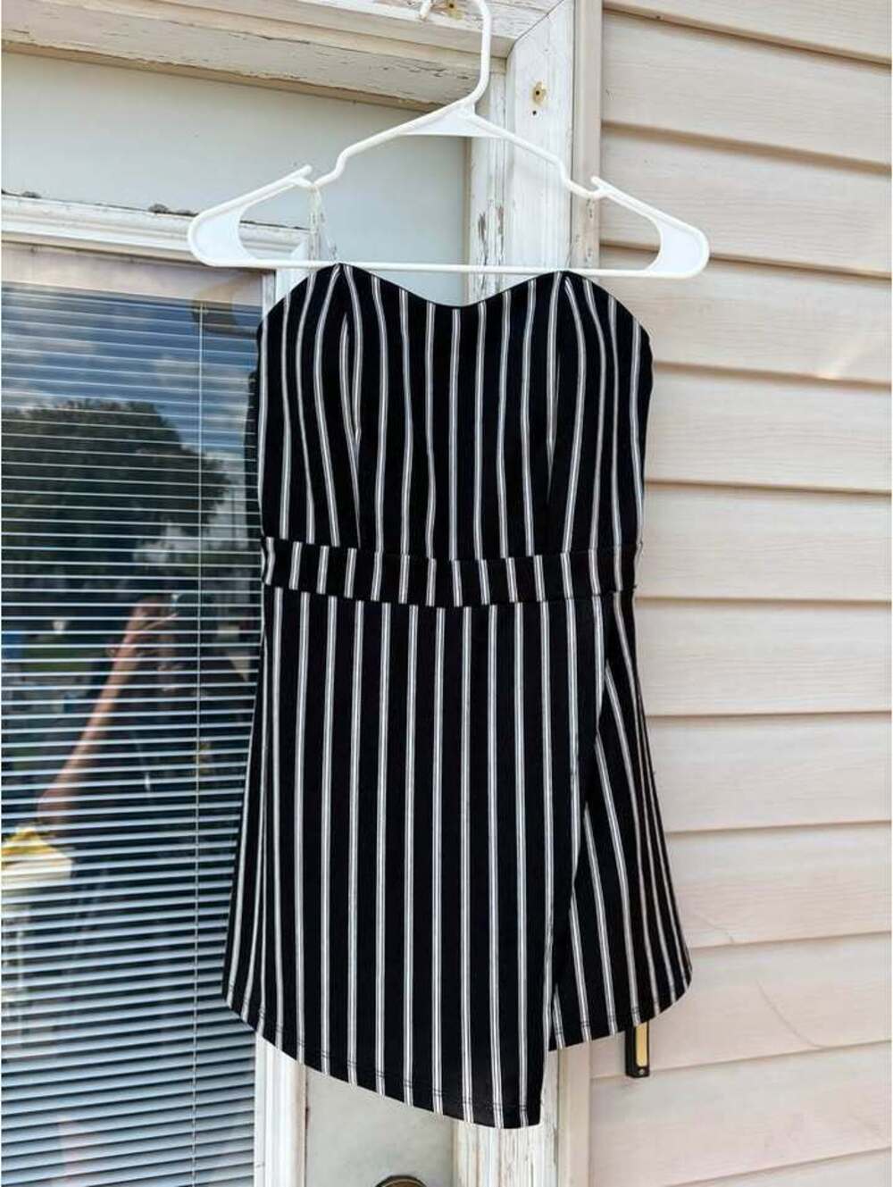 Women’s Romper Size Medium